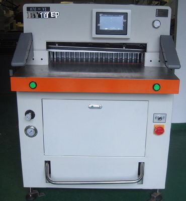 Κίνα Υδραυλική ημι αυτόματη τέμνουσα μηχανή 670mm εγγράφου ημι αυτόματη τεμαχίζοντας μηχανή προμηθευτής